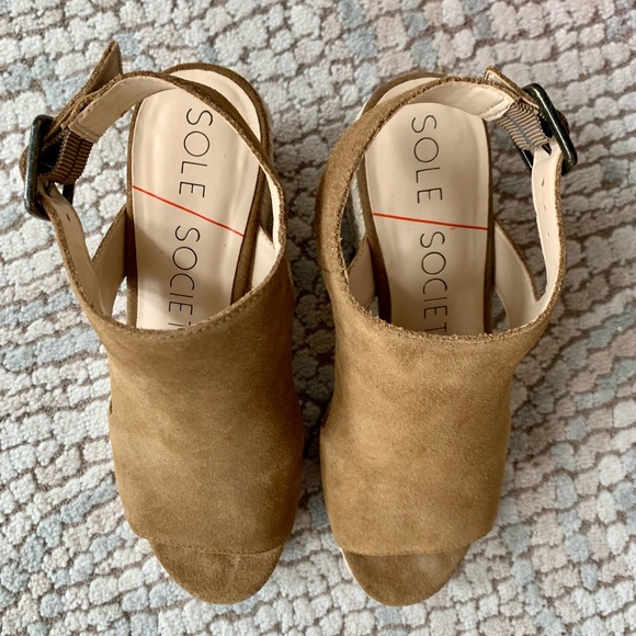 Sole Society Camreigh Cutout Wedge Sandal - Picture 4 of 7